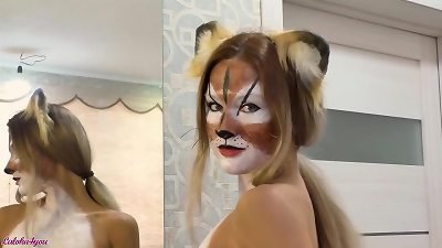 Bodyart woman deepthroating salami and doggie-style pulverize